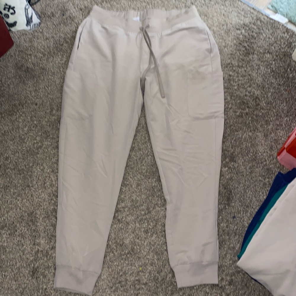 Scrub pant